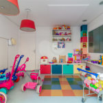 Apartamento à venda com 3 quartos, sendo 1 suíte, em Moema, São Paulo, SP