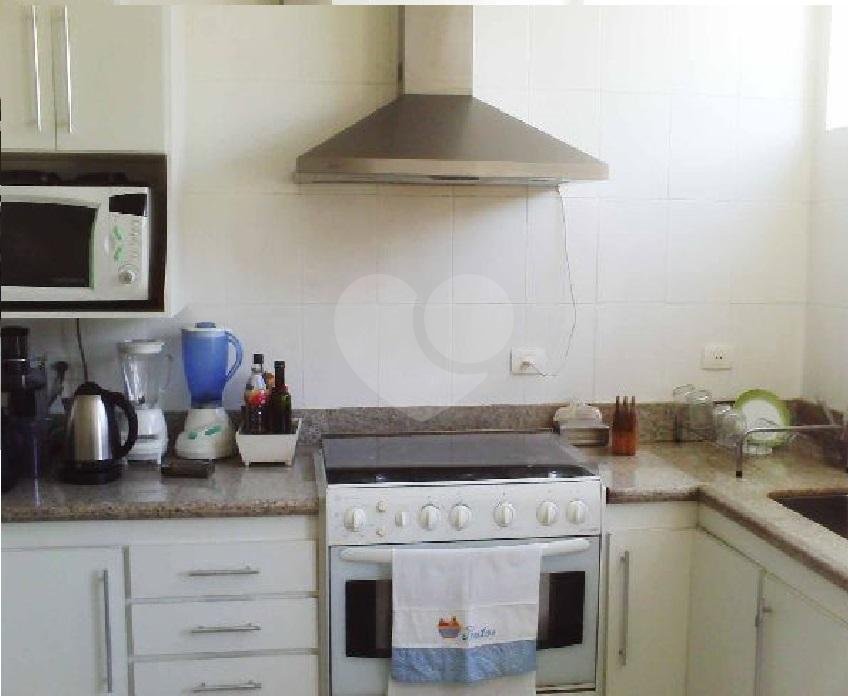 Sobrado à venda com 4 quartos, sendo 3 suítes, em Jardim São Bento, São Paulo, SP