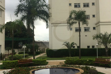 Apartamento à venda com 2 quartos em Vila Anastácio, São Paulo, SP