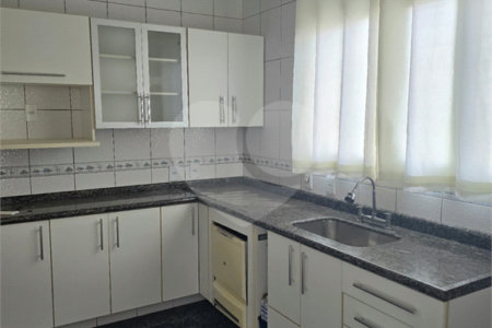 Casa à venda com 4 quartos, sendo 1 suíte, no condomínio Raizes, Paulínia - SP