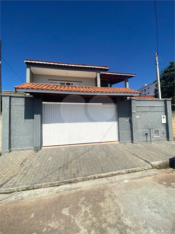 Casa à venda com 2 quartos, sendo 1 suíte, em Jardim Alvinópolis, Atibaia, SP