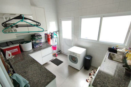Casa à venda com 5 quartos, sendo 3 suítes, no condomínio Ibiaram 1, Itupeva - SP