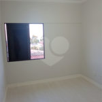 Apartamento à venda com 3 quartos, sendo 1 suíte, em Vila Oliveira, Mogi das Cruzes, SP