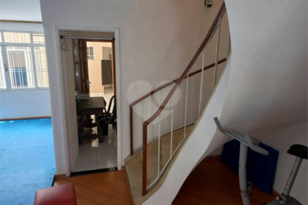 Sobrado à venda com 3 quartos em Vila Clementino, São Paulo, SP