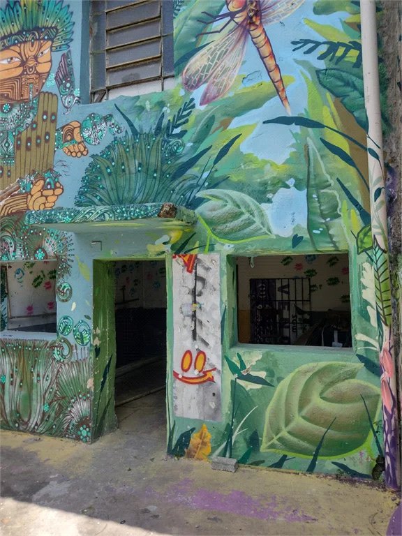 Sobrado à venda ou para alugar com 4 quartos em Vila Madalena, São Paulo, SP