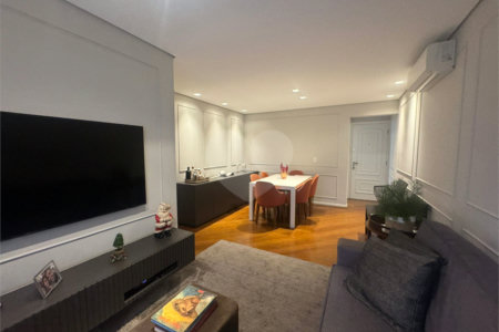 Apartamento à venda com 3 suítes em Indianópolis, São Paulo, SP