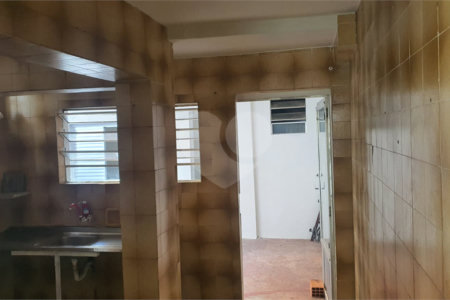 Sobrado à venda com 3 quartos em Vila Nilo, São Paulo, SP