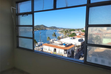 Apartamento à venda com 2 quartos no Centro, Cabo Frio, RJ