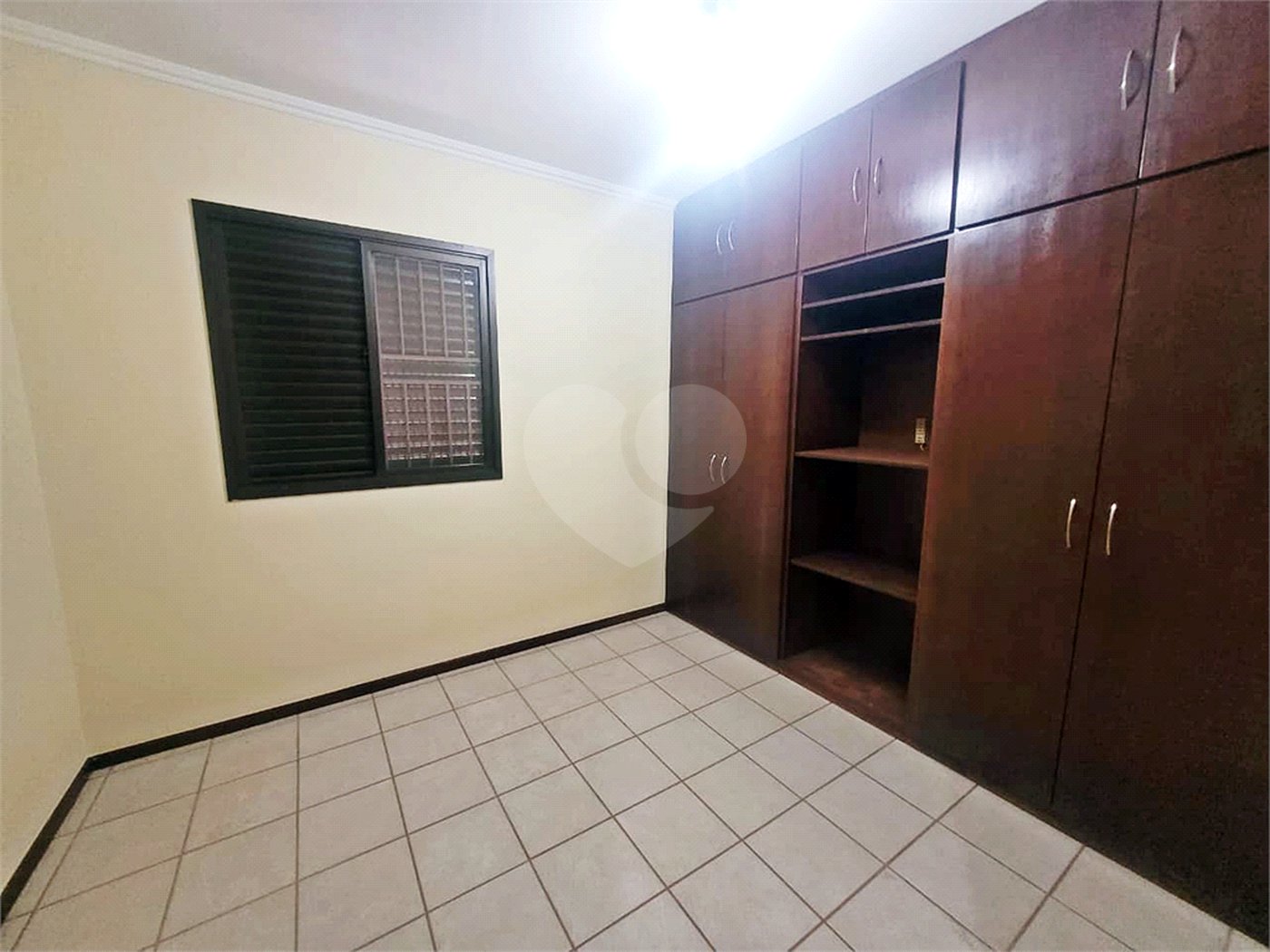 Apartamento à venda com 3 quartos, sendo 1 suíte,  em Santa Cruz do José Jacques, Ribeirão Preto, SP