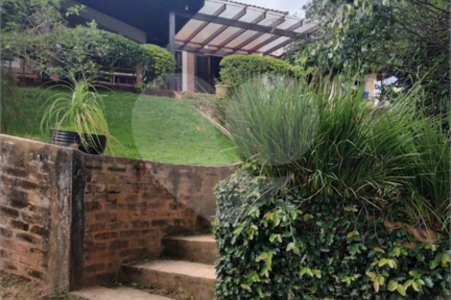 Casa à venda com 4 suítes no condomínio Alpes de Mairiporã, Mairiporã - SP