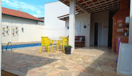 Casa à venda com 3 quartos, sendo 1 suíte, em Santa Luzia, Bragança Paulista, SP