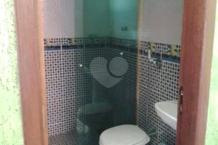 Casa à venda com 4 quartos, sendo 1 suíte, em Wanel Ville, Sorocaba, SP