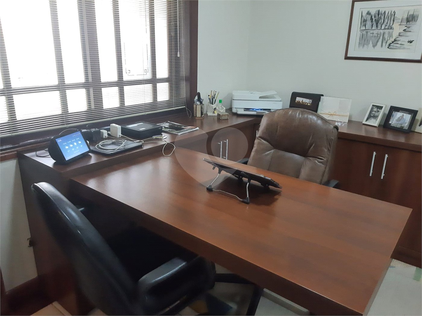 Casa à venda com 4 quartos, sendo 2 suítes,  no condomínio Estância Marambaia, Vinhedo - SP