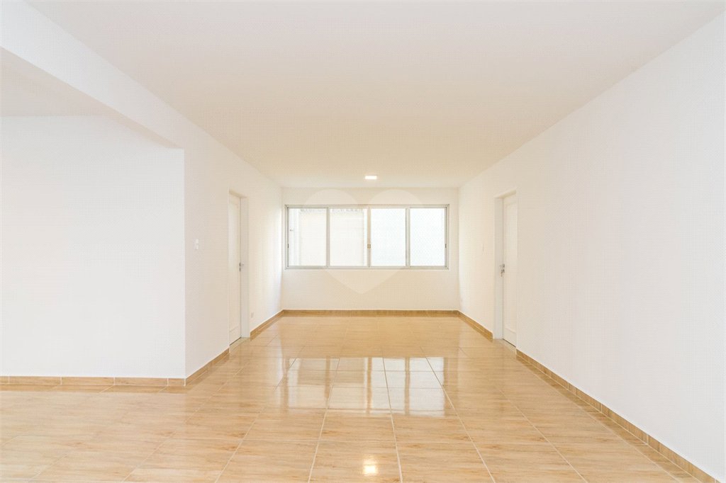 Apartamento à venda com 3 quartos, sendo 1 suíte, em Itaim Bibi, São Paulo, SP