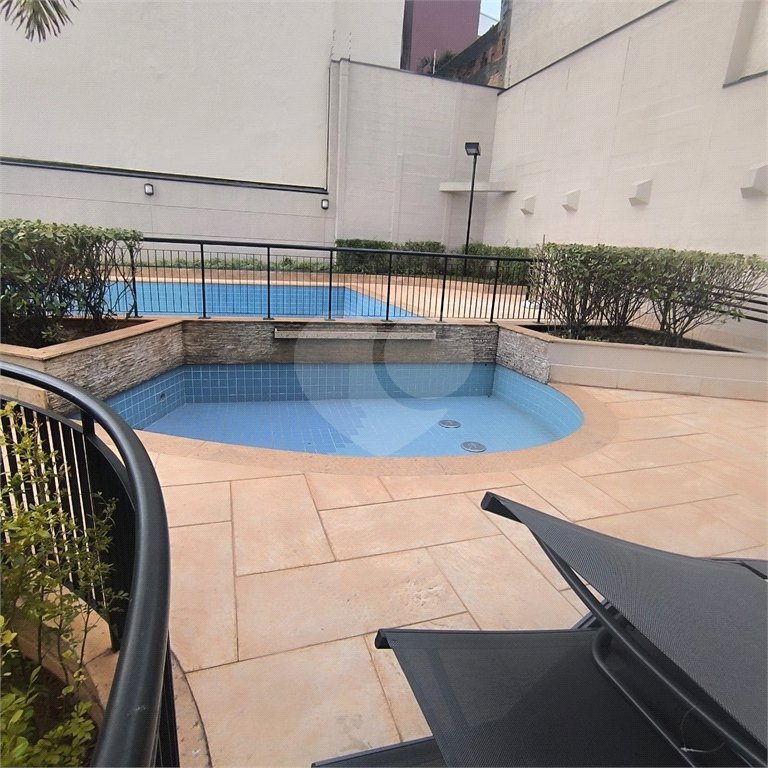 Apartamento à venda com 3 quartos, sendo 1 suíte,  em Cambuci, São Paulo, SP