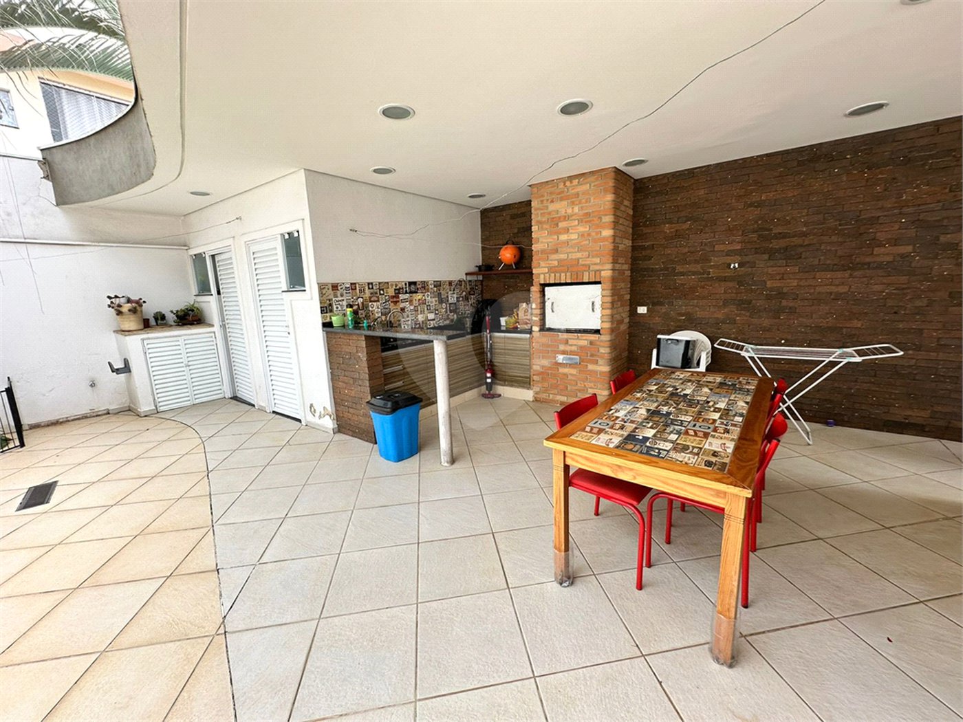 Casa à venda com 3 quartos, sendo 1 suíte, no condomínio Ibiti Royal Park, Sorocaba - SP