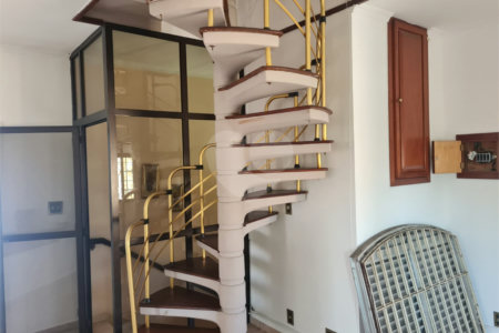 Sobrado à venda com 2 quartos, sendo 1 suíte, em Jardim Ivana, São Paulo, SP