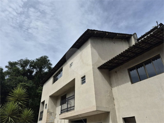Casa à venda com 4 suítes no condomínio Associação Reserva das Hortênsias, Mairiporã - SP