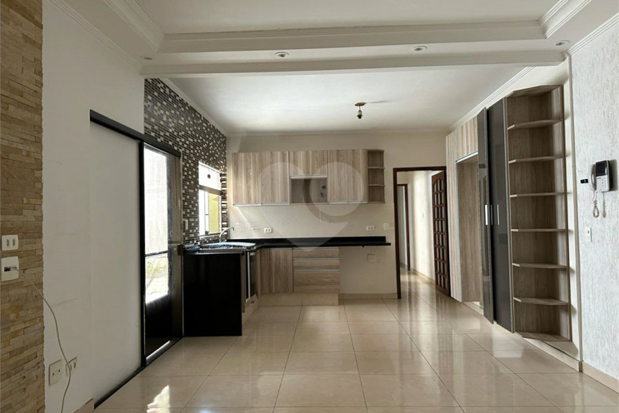 Casa Térrea à venda com 3 quartos, sendo 1 suíte, em Tremembé, São Paulo, SP