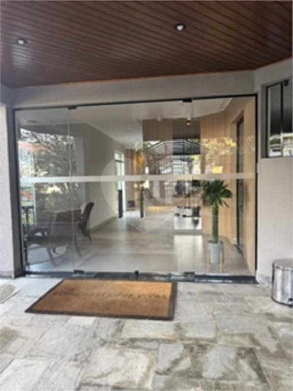 Apartamento à venda com 3 quartos, sendo 1 suíte,  em Jardim das Acácias, São Paulo, SP