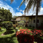 Casa à venda com 1 quarto, sendo 3 suítes,  em Outerio da Glória, Porto Seguro, BA