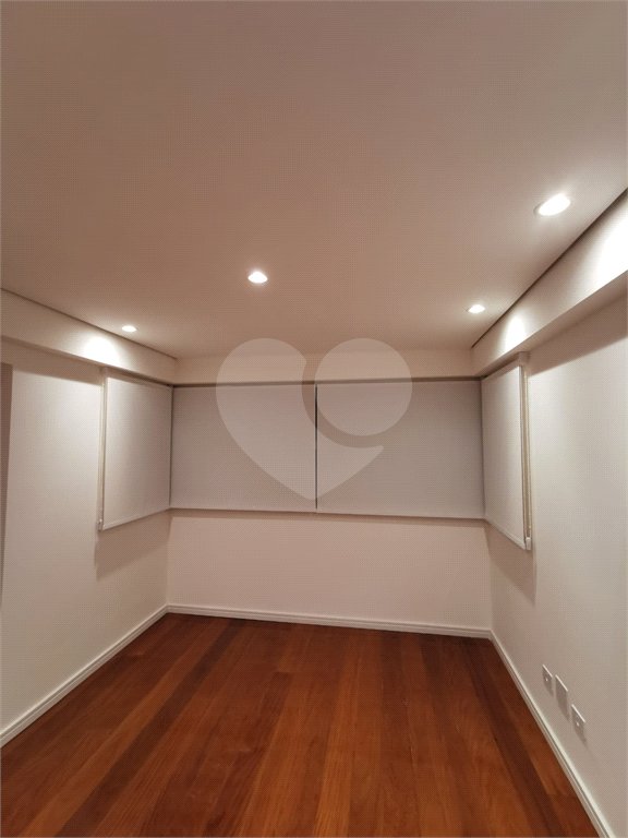 Casa à venda ou para alugar com 4 suítes em Parque dos Príncipes, São Paulo, SP