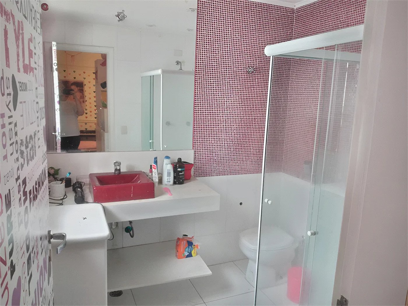 Casa à venda com 6 quartos, sendo 3 suítes, em Jardim Guedala, São Paulo, SP