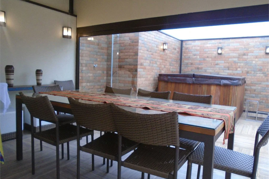 Villagio à venda com 3 quartos, sendo 1 suíte,  em Riviera de São Lourenço, Bertioga, SP
