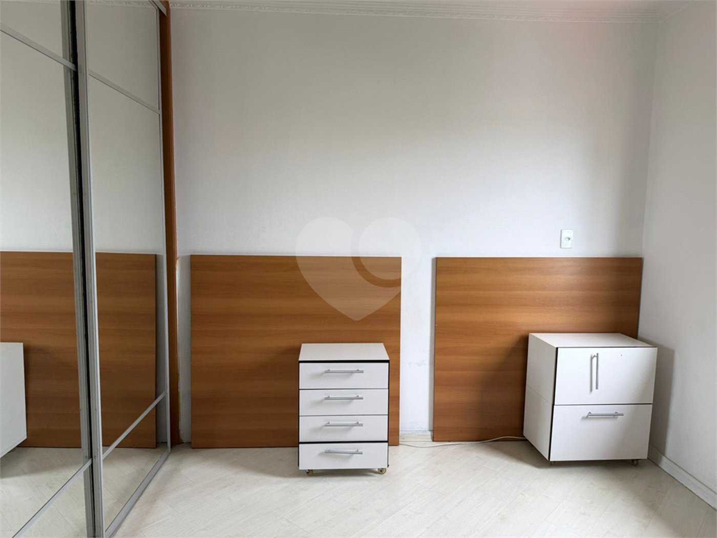 Apartamento à venda com 3 quartos, sendo 1 suíte, no Centro, Suzano, SP