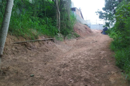 Terreno à venda em Mogi Moderno, Mogi das Cruzes, SP