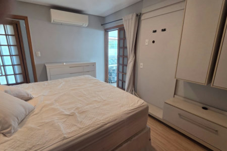 Cobertura com 3 dormitórios à venda, 262 m² por R$ 1.800.000,00 - Pompéia - Santos/SP