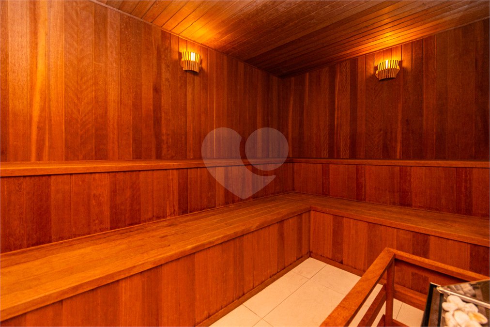 Apartamento à venda com 4 quartos, sendo 3 suítes,  em Campo Belo, São Paulo, SP