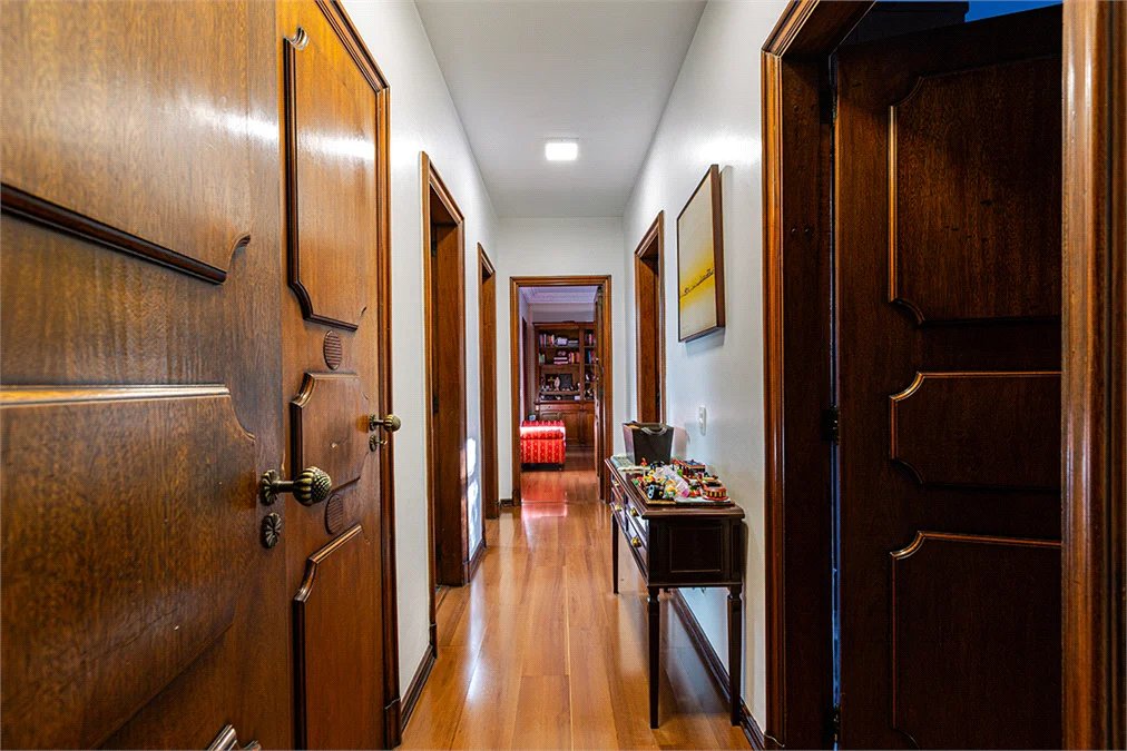 Casa Térrea à venda com 3 quartos, sendo 1 suíte, em Alto de Pinheiros, São Paulo, SP