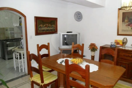 Sobrado à venda com 4 quartos, sendo 1 suíte, em Santana, São Paulo, SP