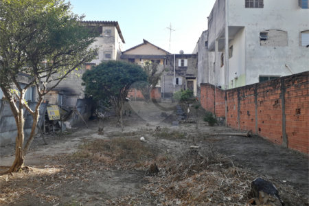 Casa Térrea à venda com 3 quartos, sendo 1 suíte, em Vila Gustavo, São Paulo, SP