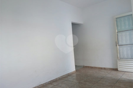 Casa à venda com 2 quartos em Jardim das Palmeiras, Atibaia, SP