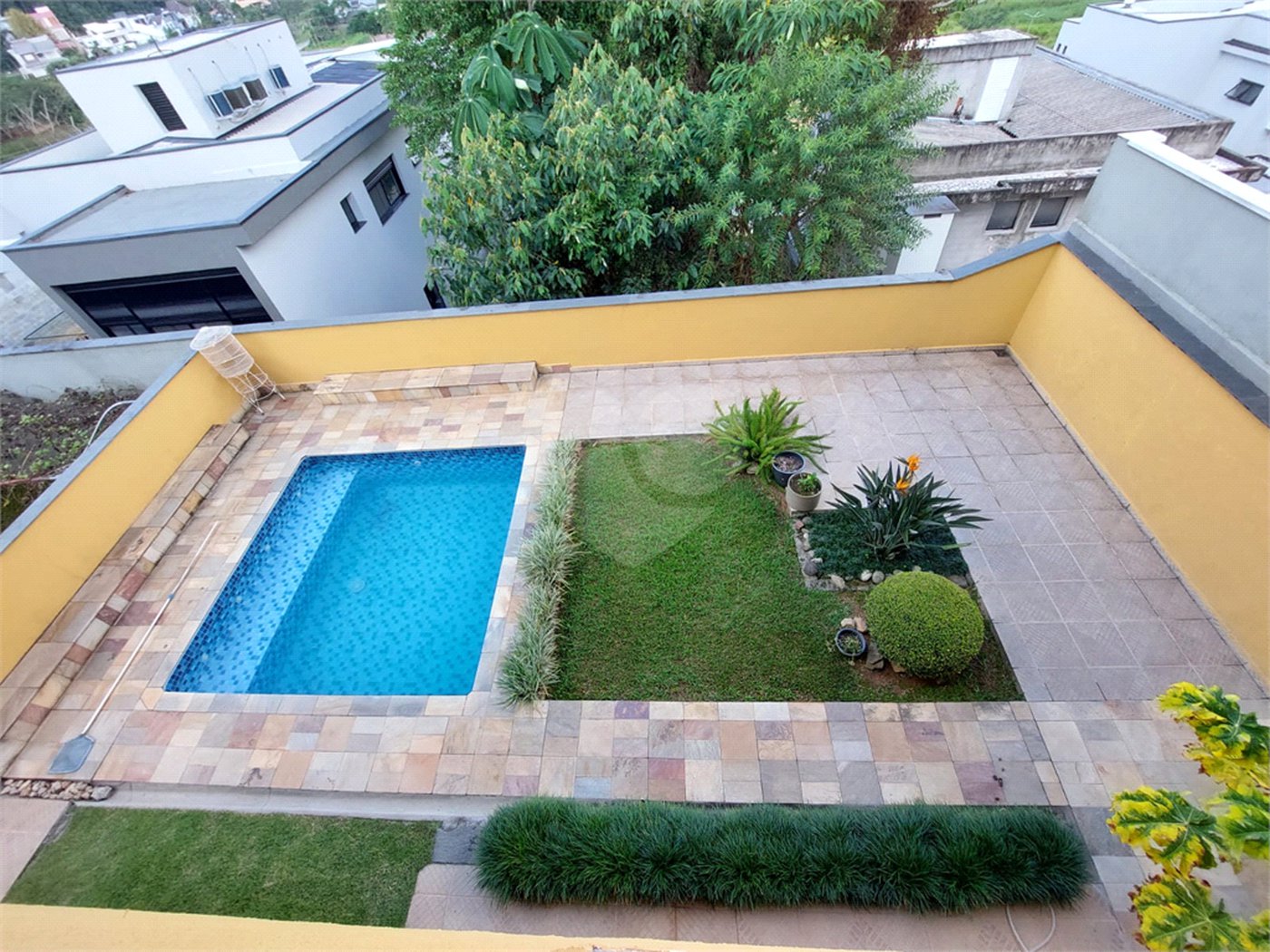 Casa à venda com 2 quartos, sendo 1 suíte,  no condomínio Lagos Ecopark, Mogi das Cruzes - SP
