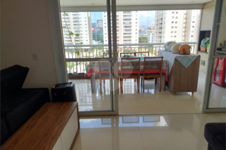 Apartamento à venda com 3 quartos, sendo 1 suíte,  no Centro, São Bernardo do Campo, SP