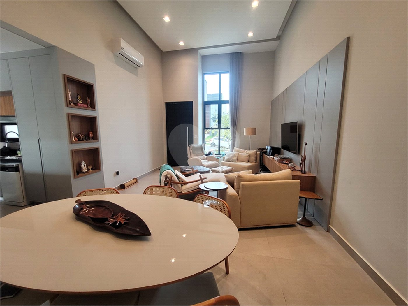 Casa à venda com 3 suítes no condomínio Piemonte, Indaiatuba - SP