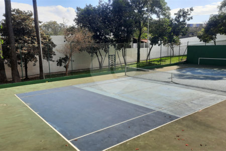 Apartamento à venda com 4 quartos, sendo 3 suítes,  em Interlagos, São Paulo, SP