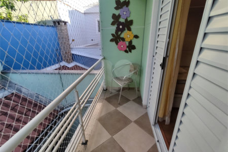 Sobrado à venda com 3 suítes em Parada Inglesa, São Paulo, SP