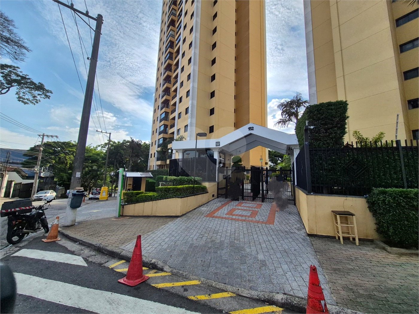 Apartamento à venda ou para alugar com 3 quartos, sendo 1 suíte, em Jardim Esmeralda, São Paulo, SP