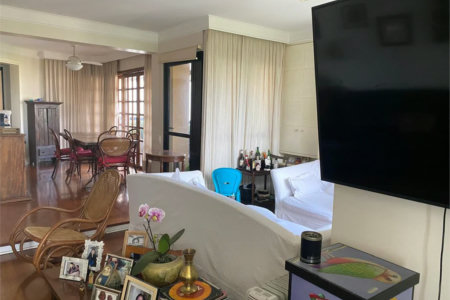 Apartamento à venda com 4 quartos, sendo 3 suítes,  em Vila Morumbi, São Paulo, SP
