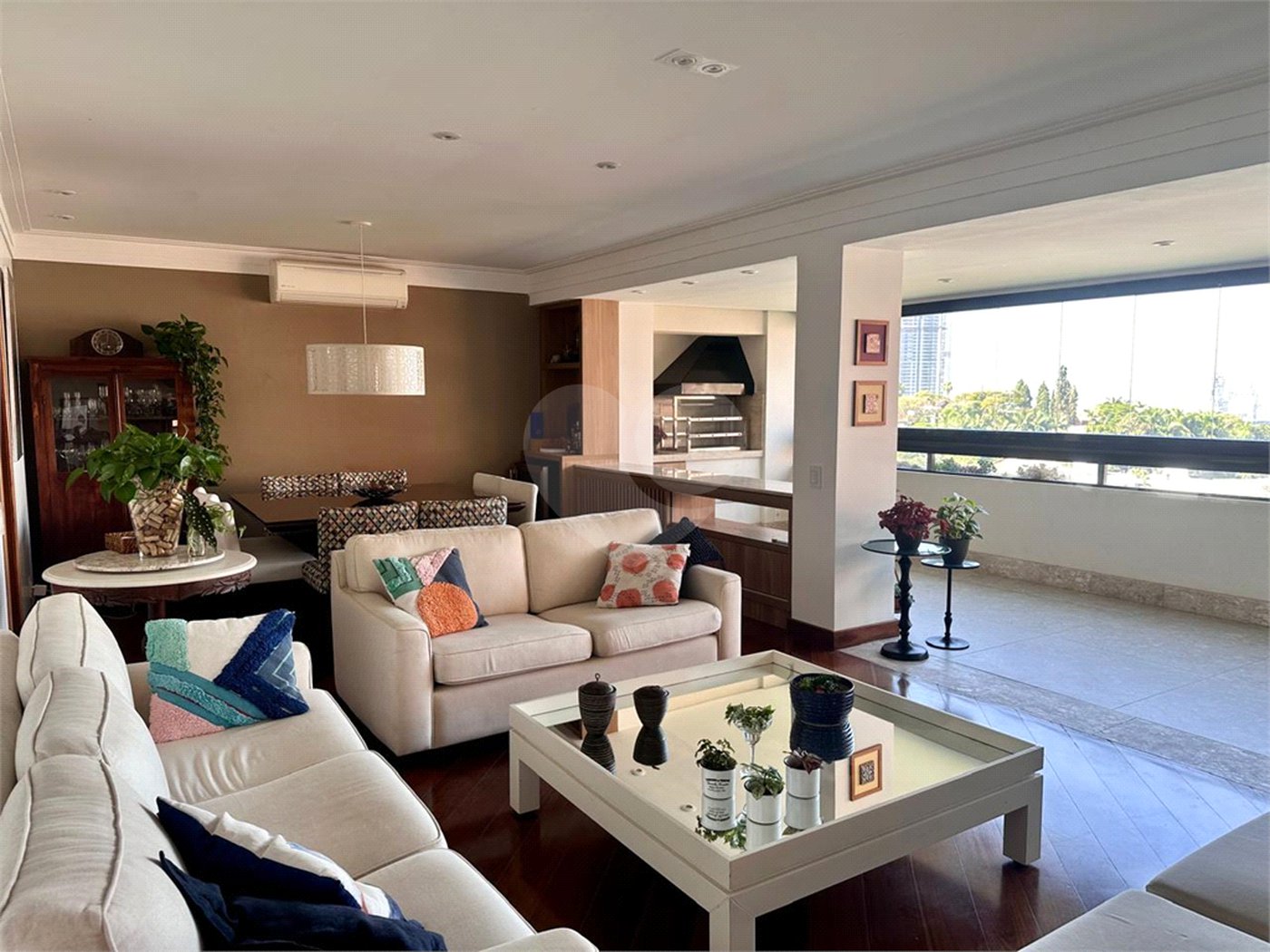 Apartamento à venda com 3 suítes em Jardim Vitória Régia, São Paulo, SP