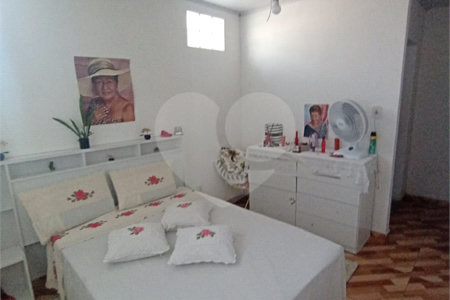 Triplex à venda com 5 quartos, sendo 1 suíte, em Santíssimo, Rio de Janeiro, RJ