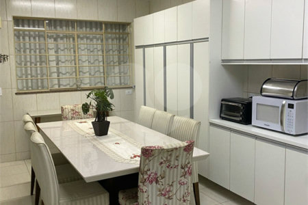 Casa à venda com 4 quartos, sendo 1 suíte, no Centro, Indaiatuba, SP
