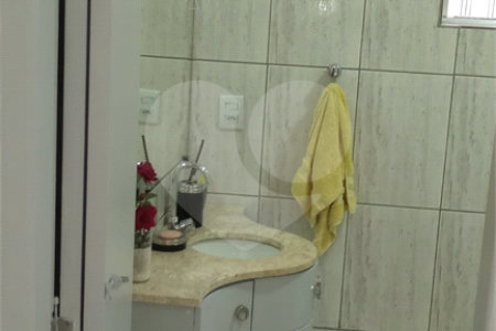 Casa à venda com 3 quartos, sendo 2 suítes,  em Jardim Monte Azul, São Paulo, SP