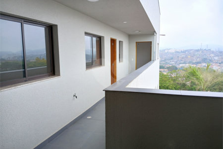 Apartamento à venda com 1 quarto em Vila dos Remédios, São Paulo, SP