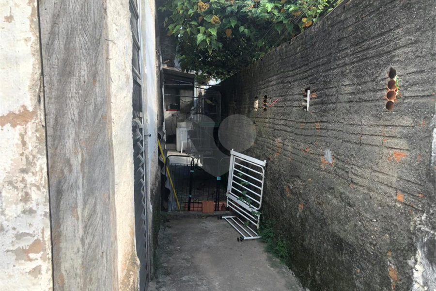 Casa Térrea à venda com 6 quartos, sendo 2 suítes, em Vila Mazzei, São Paulo, SP