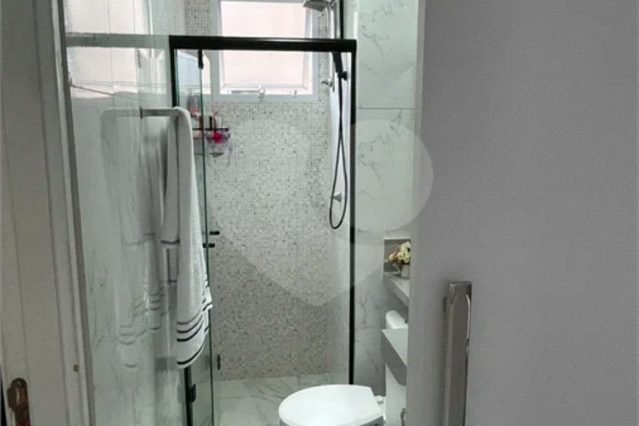 Apartamento a Venda com 2 Dormitórios Jaraguá / SP